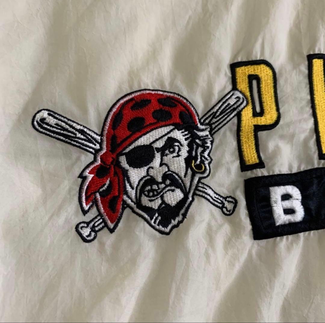 MLB pirates パイレーツ　プルオーバー　ナイロン starter
