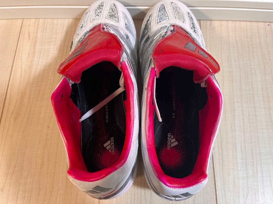 adidas プレデタープレシジョン　サッカーシューズ シルバー/レッド