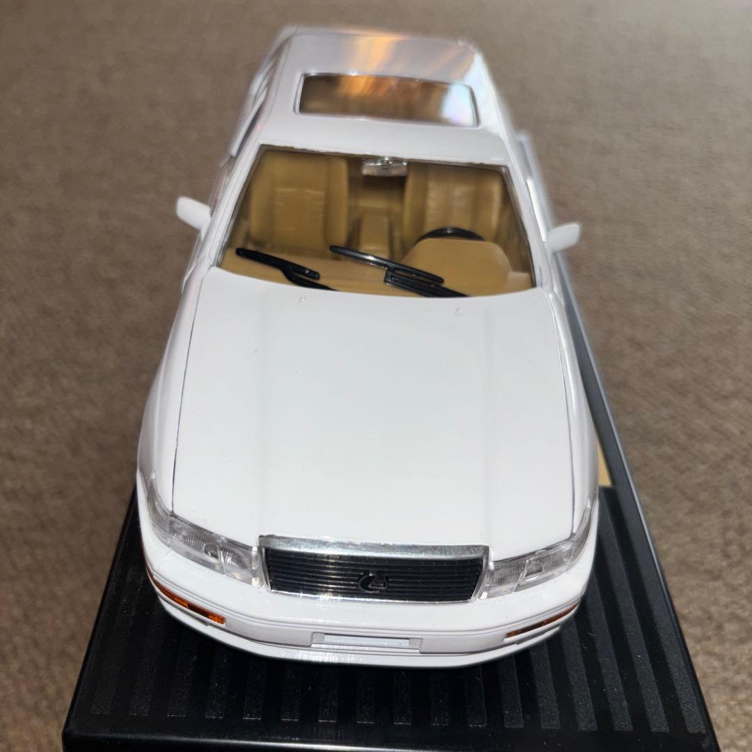 ミニカー LEXUS LS400 [1989]