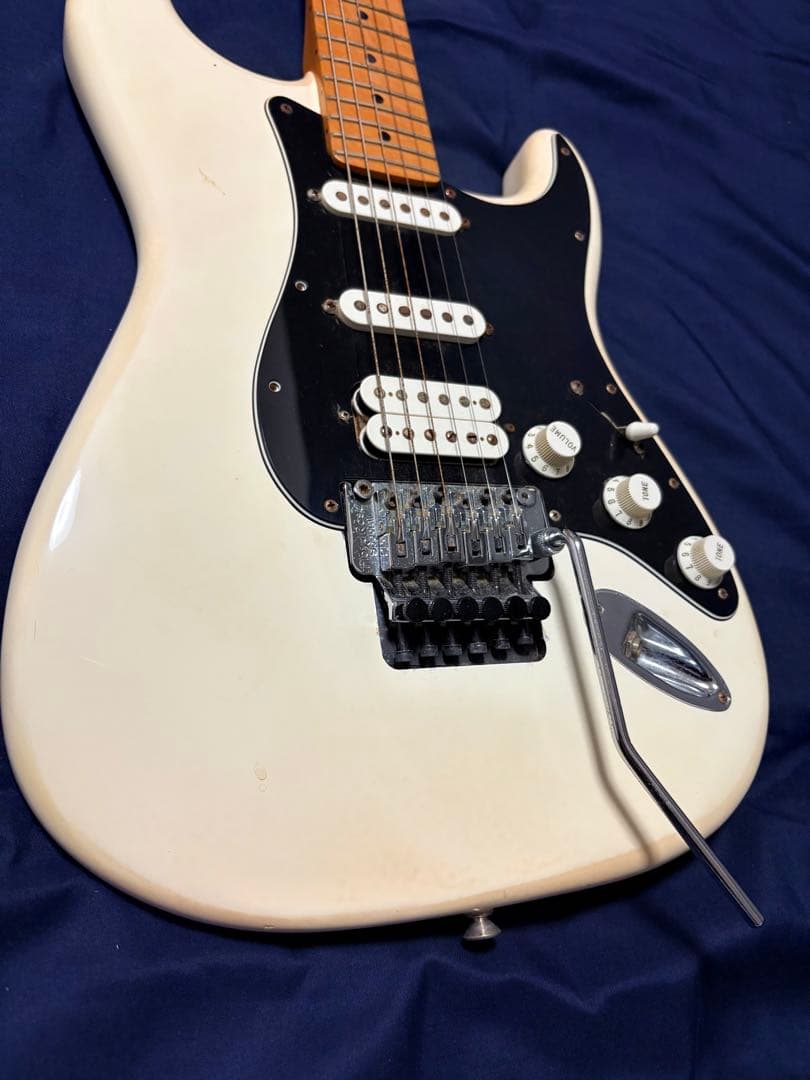 ギター Fender Player Strat FR HSS MN PWT