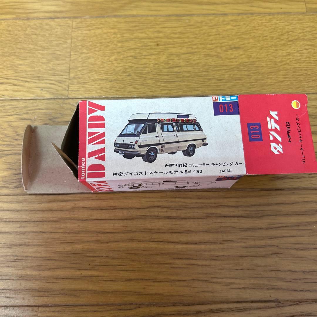 トミカダンディ ダイキャスト トヨタハイエース コミューターキャンピングカー