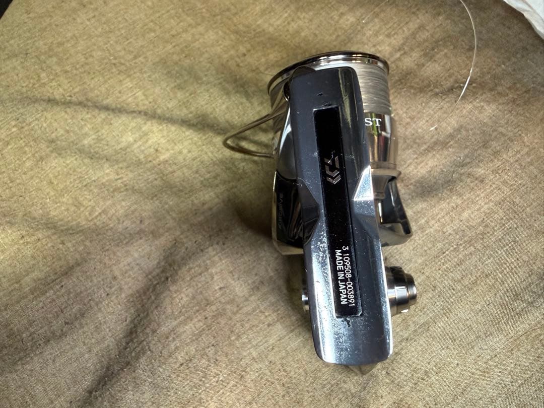 美品 22 イグジスト LT 4000-XH