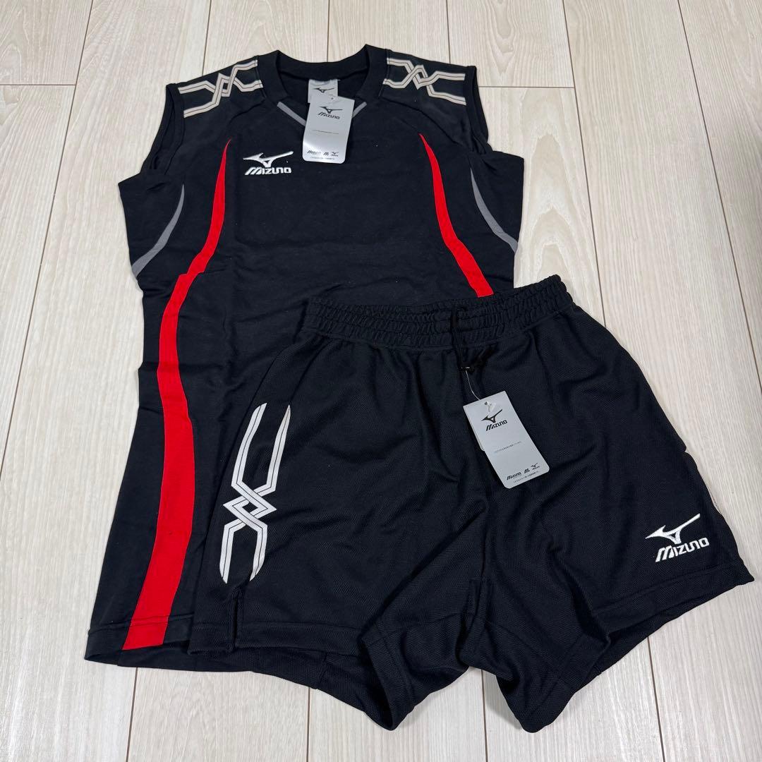 ♢﻿新品未使用♢﻿Mizuno バレーボールウェア上下セット Mサイズ タグ付き