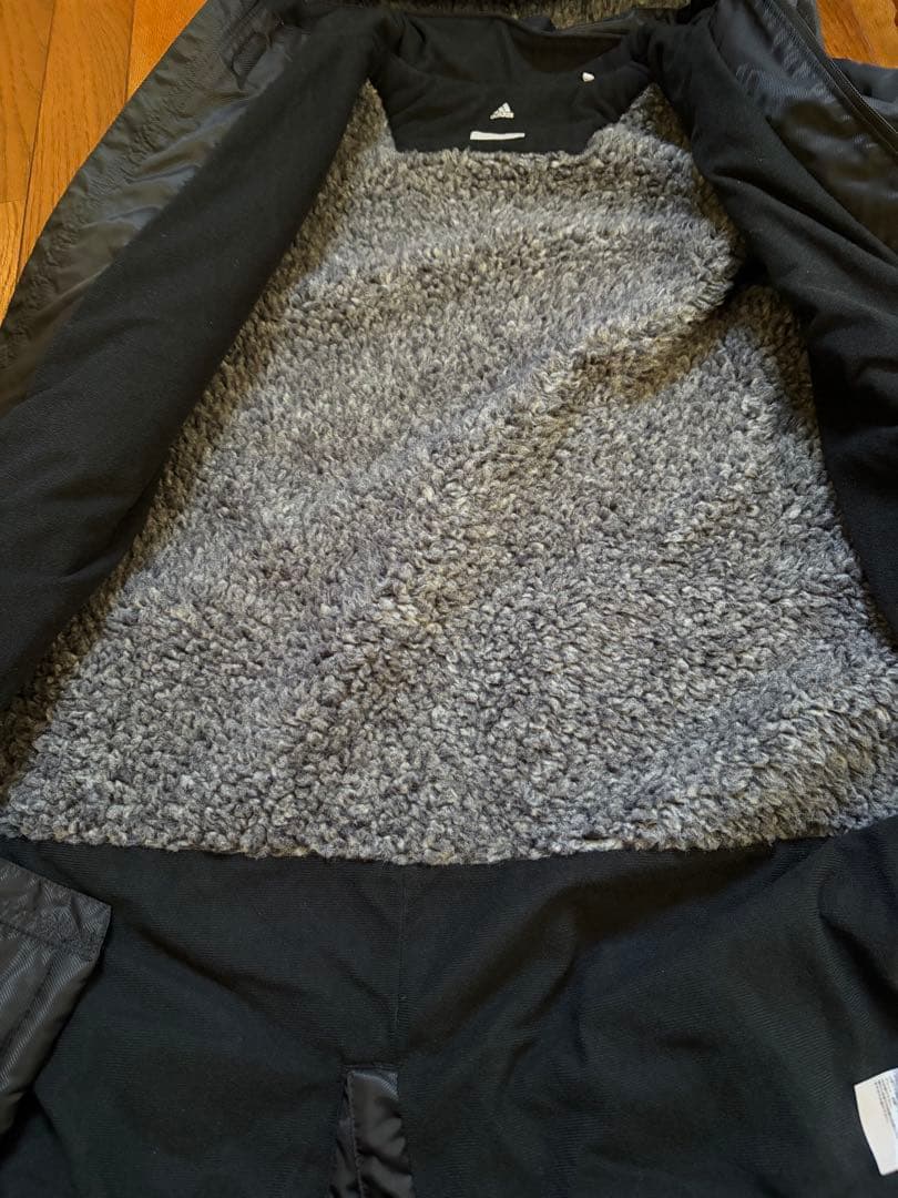 美品　adidas CLIMASTORM ブラック ベンチコート160㎝