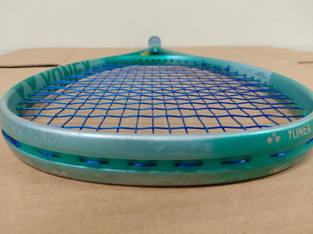 ヨネックス/YONEX 02-VR7VS テニスラケット　おまけ付き