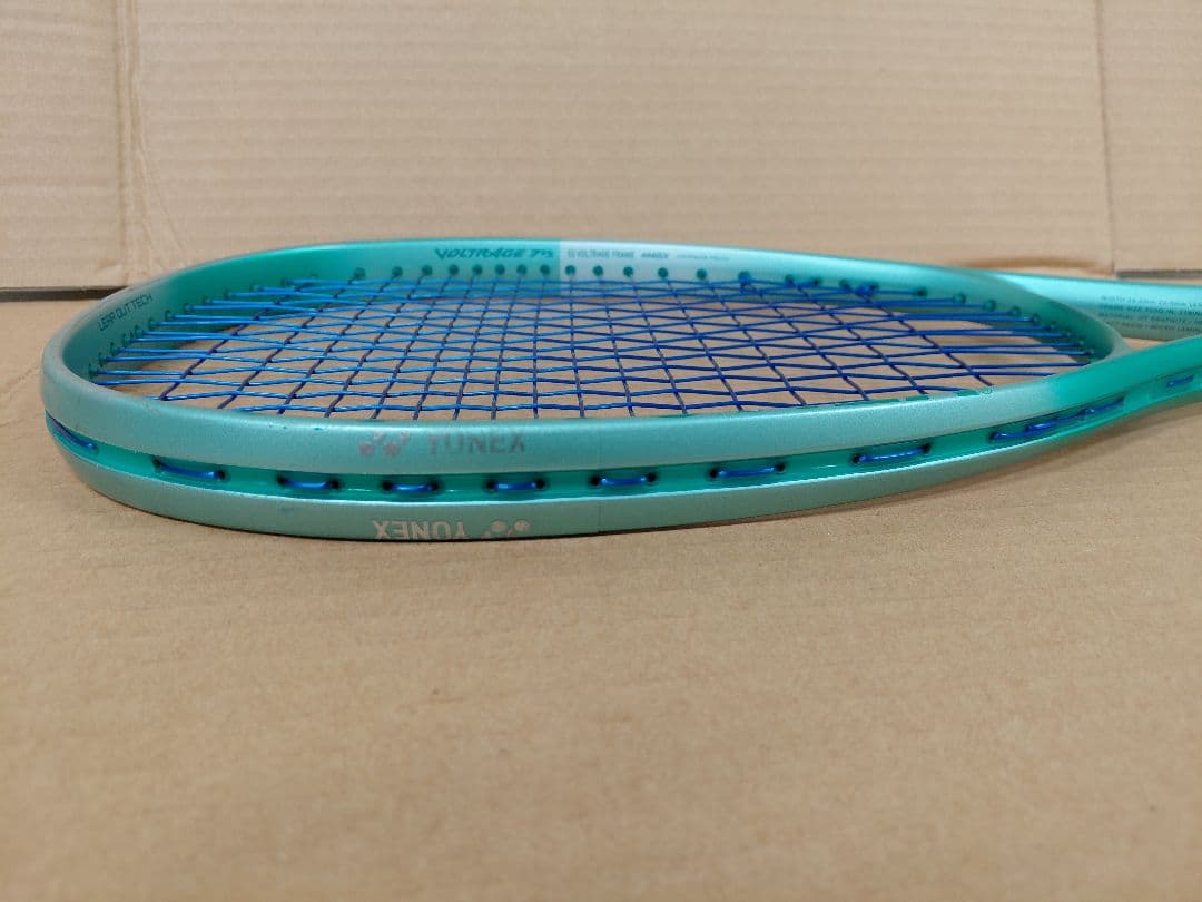 ヨネックス/YONEX 02-VR7VS テニスラケット　おまけ付き
