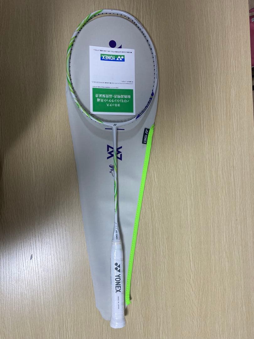 YONEX アストロクス100ZZ VA 3UG5