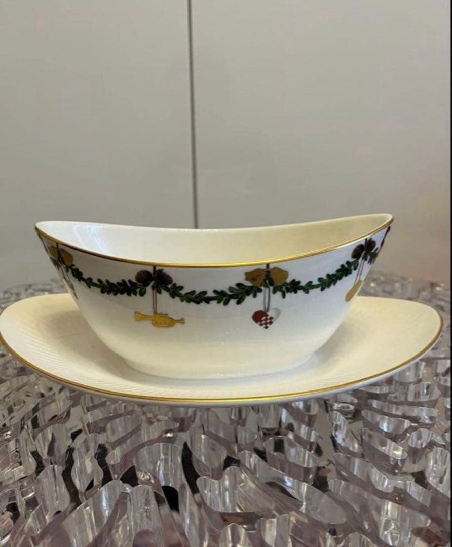 ⭐️新品未使用⭐️スターフルーテッド クリスマス ソースボート