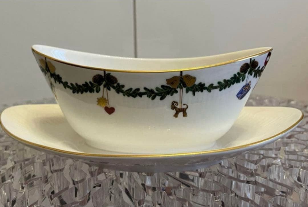 ⭐️新品未使用⭐️スターフルーテッド クリスマス ソースボート