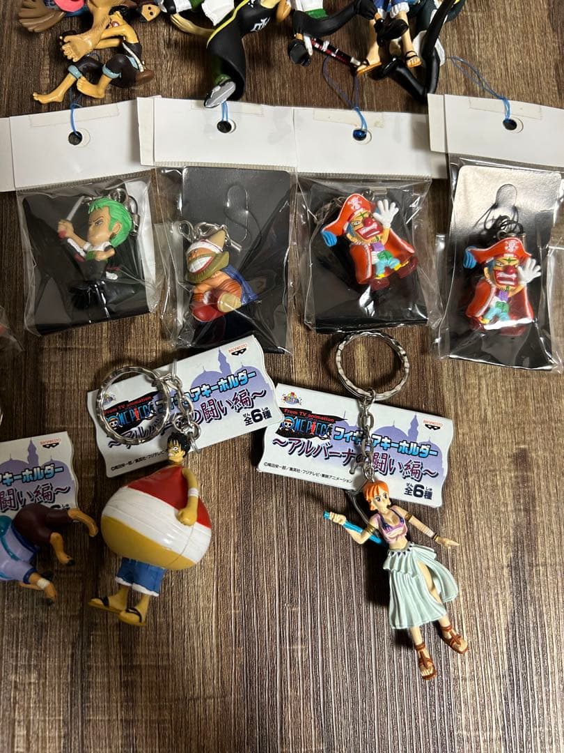 ワンピース フィギュアキーホルダー まとめ売り