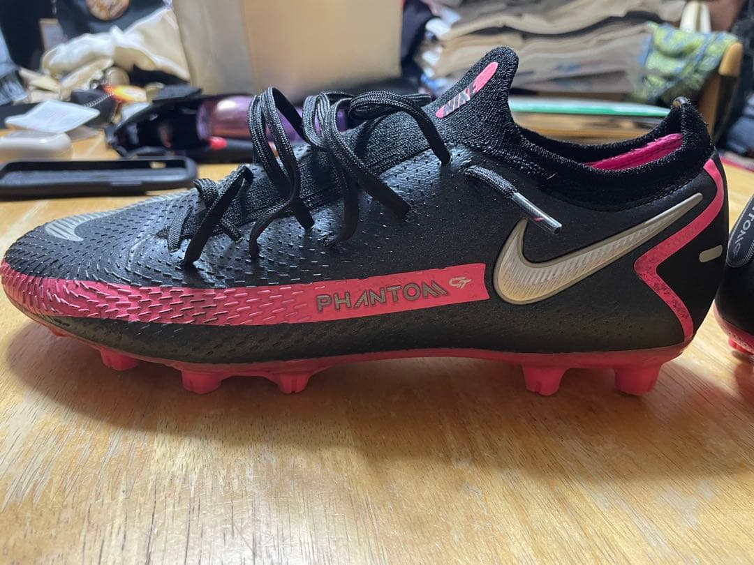 美品　即日発送！Nike Phantom GTエリートHG 残ポイント8〜9割！