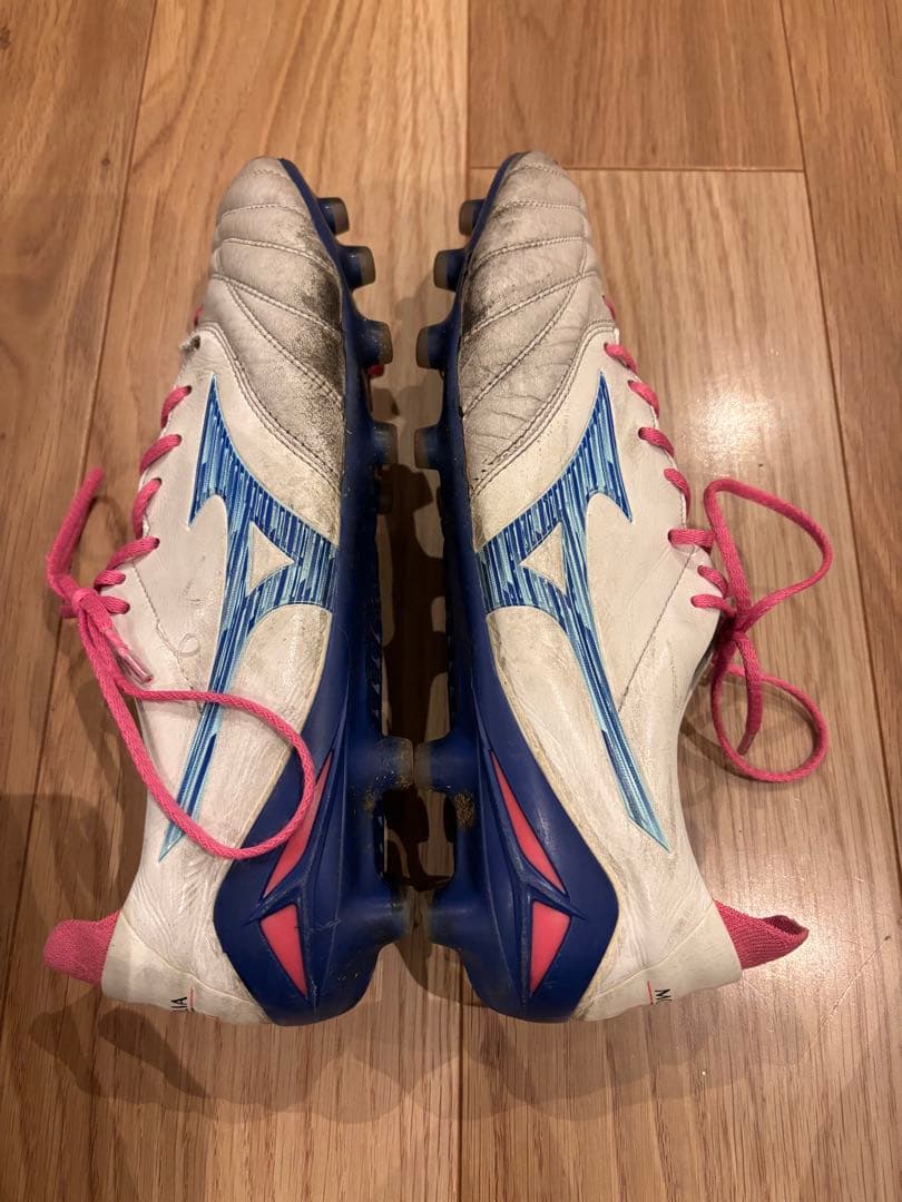 MIZUNOモレリアネオ 4 限定カラー