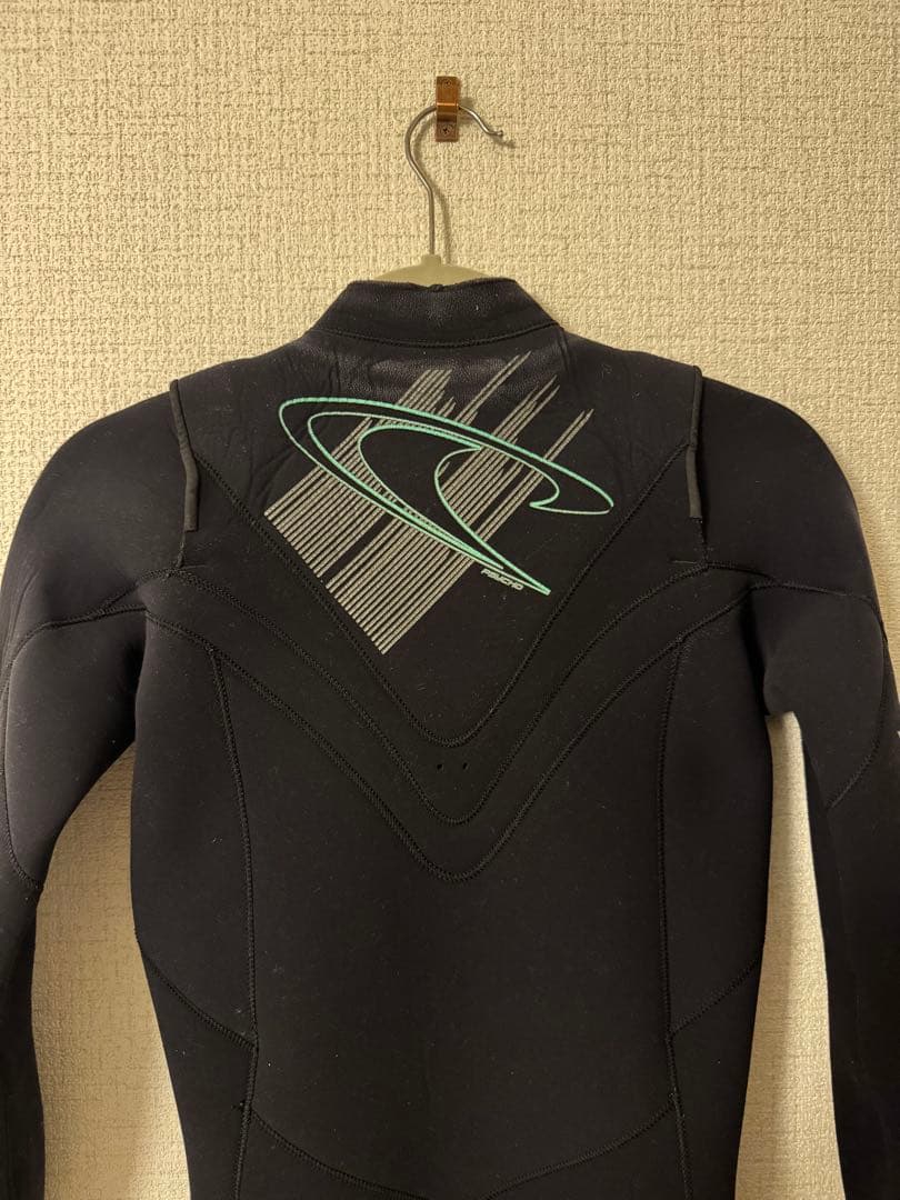 O'Neill ブラック フルスーツ　ジャーフル　M