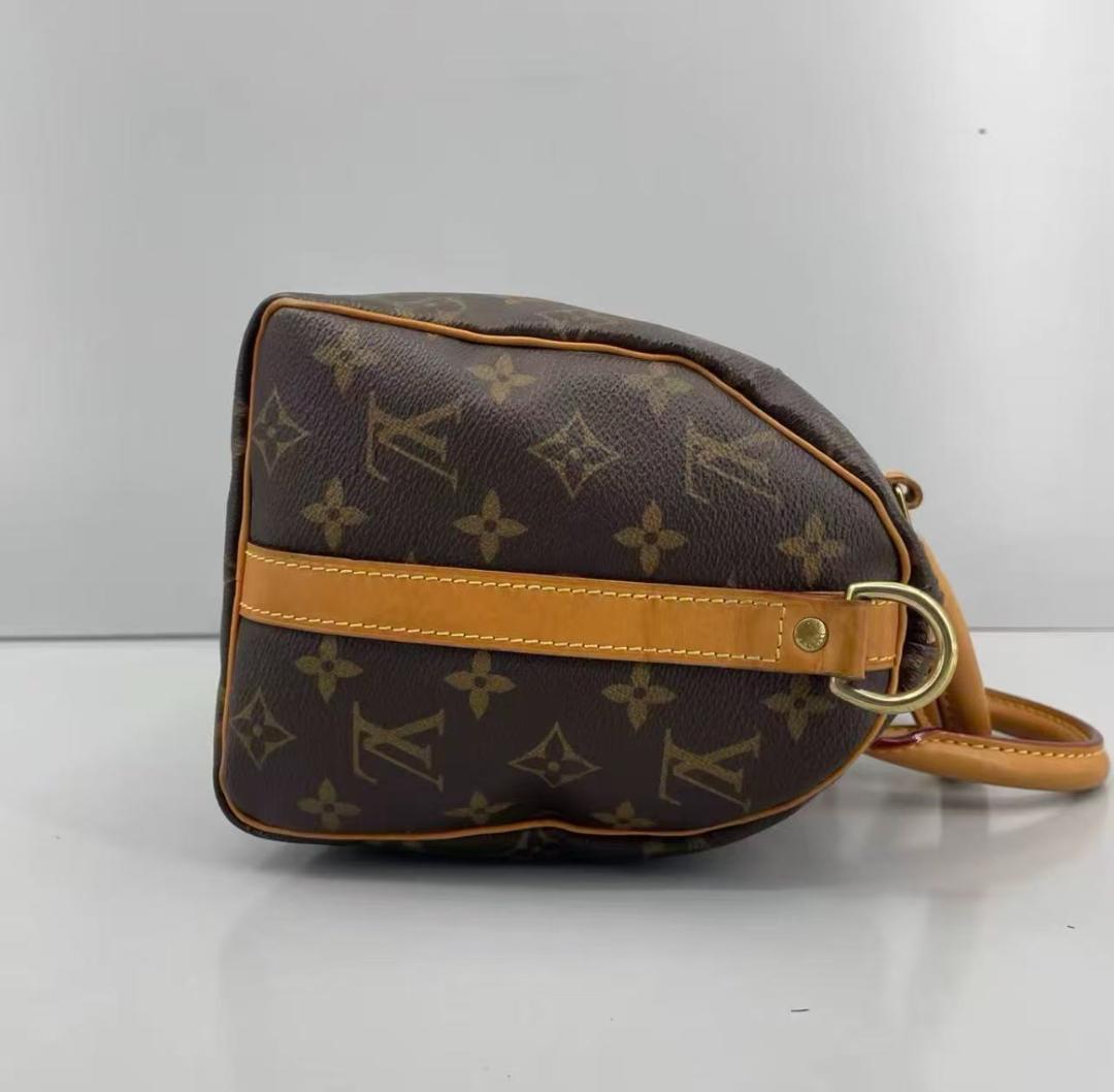 Louis* Vuittonモノグラムバッグ