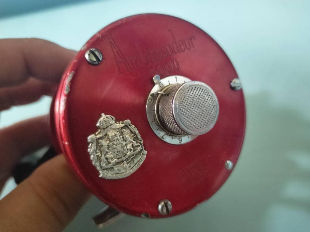★アブガルシア　アンバサダー5500　ビンテージ　リール 　レッド