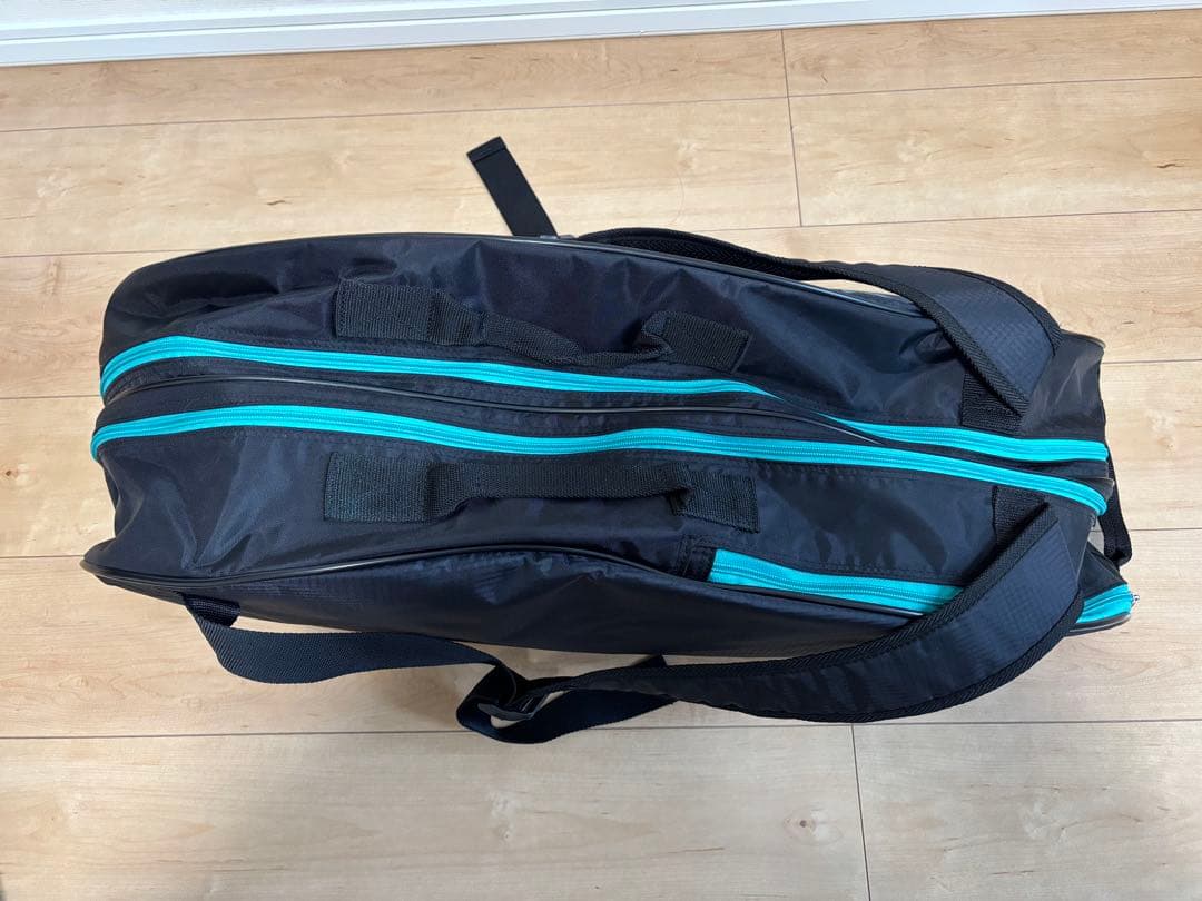 【美品】YONEX ラケットバッグ ブラック　ピーコックグリーン　部活