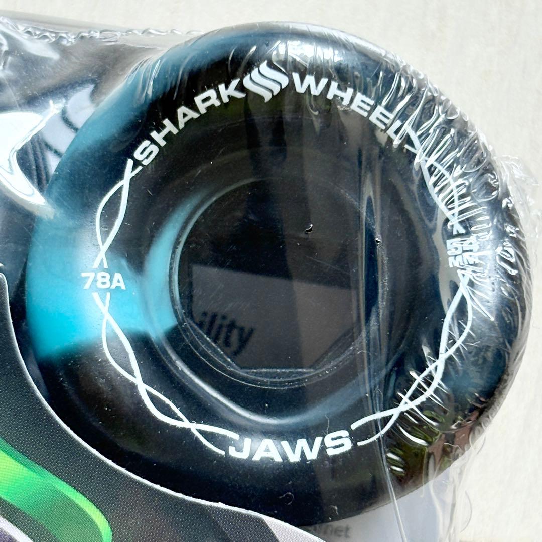 03☆新品☆ シャークウィール 54mm 78a ブラック/ブルー スワール