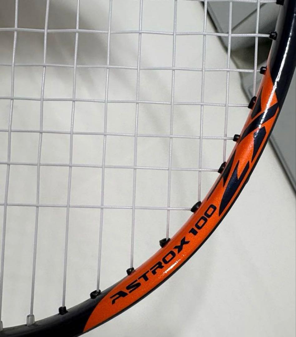 美品❤︎ 廃盤希少❤︎YONEX❤︎アストロクス100ZX ❤︎バドミントンラケット袋付