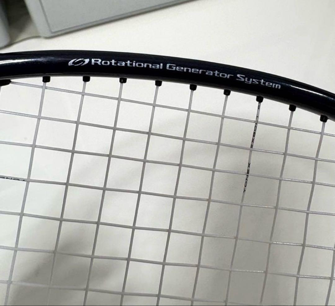美品❤︎ 廃盤希少❤︎YONEX❤︎アストロクス100ZX ❤︎バドミントンラケット袋付