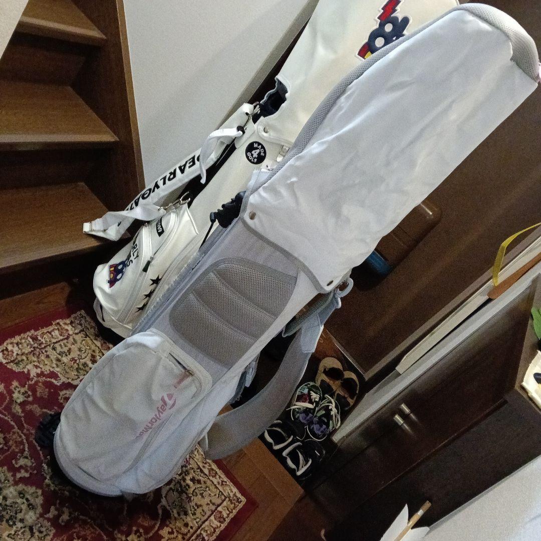 テーラメイドレディース軽量スタンド式キャディバック白