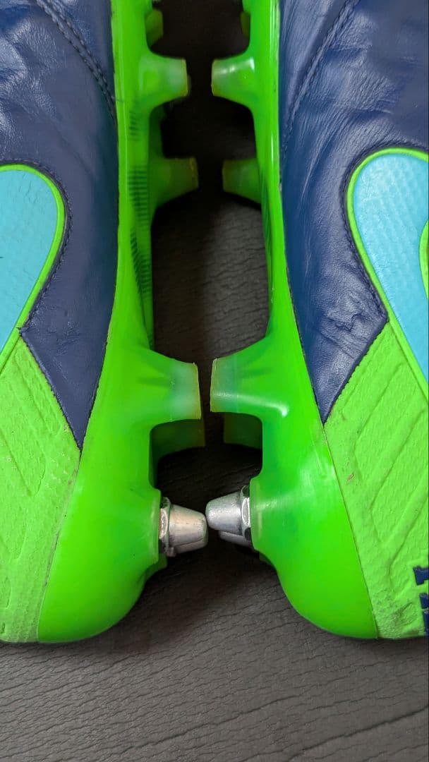 NIKE サッカースパイク ティエンポ レジェンド6　SG ナイキ ACC