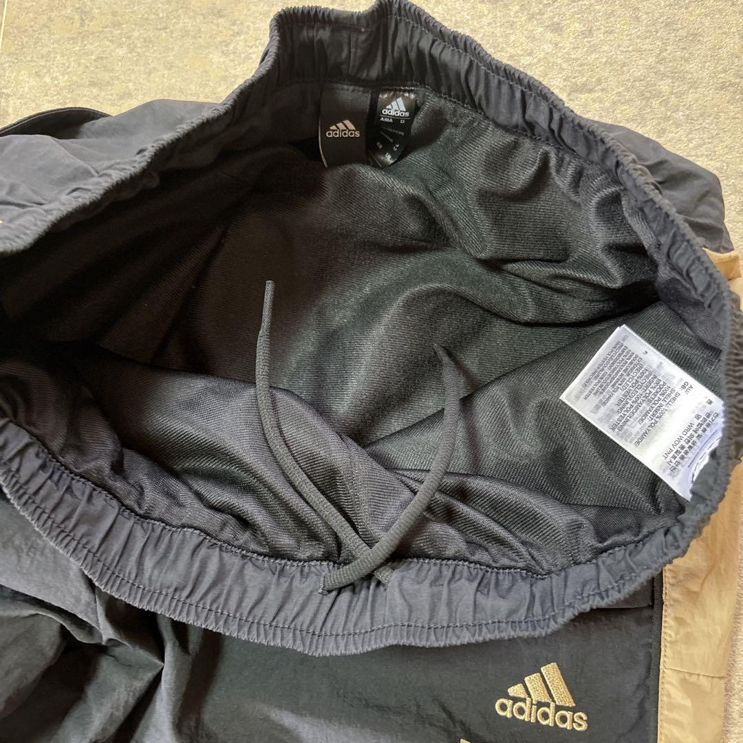 adidas ウィンドブレーカー上下 THE THREE STRIPES