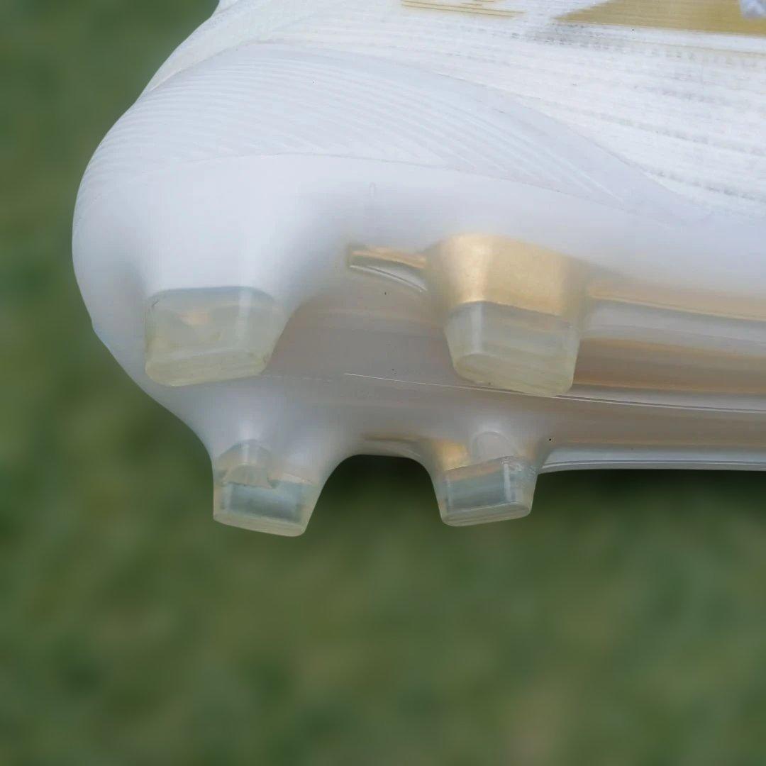 サッカースパイク　adidas F50　25.5センチ
