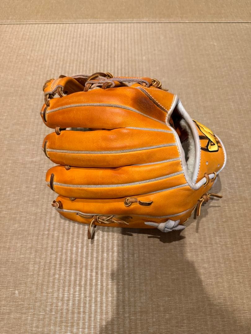 ハタケヤマ 軟式オーダー内野手用グラブ