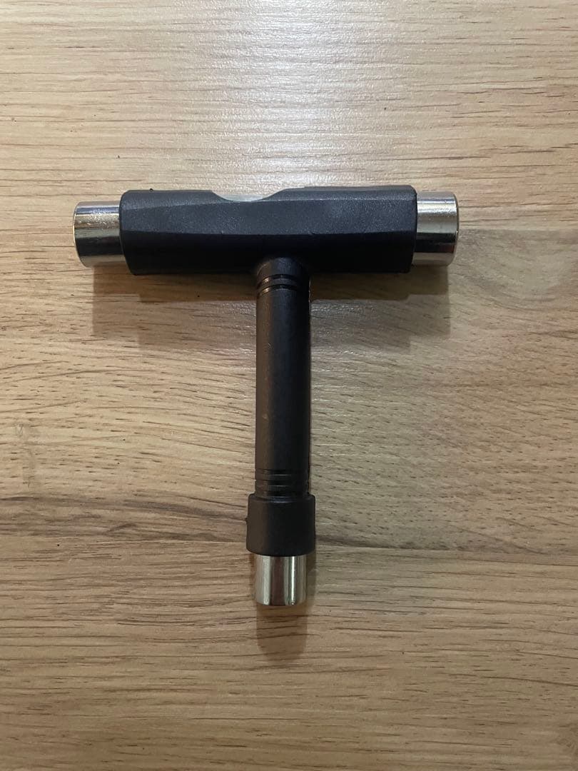 スケートボード　コンプリート　キッズサイズenjoi 工具付き