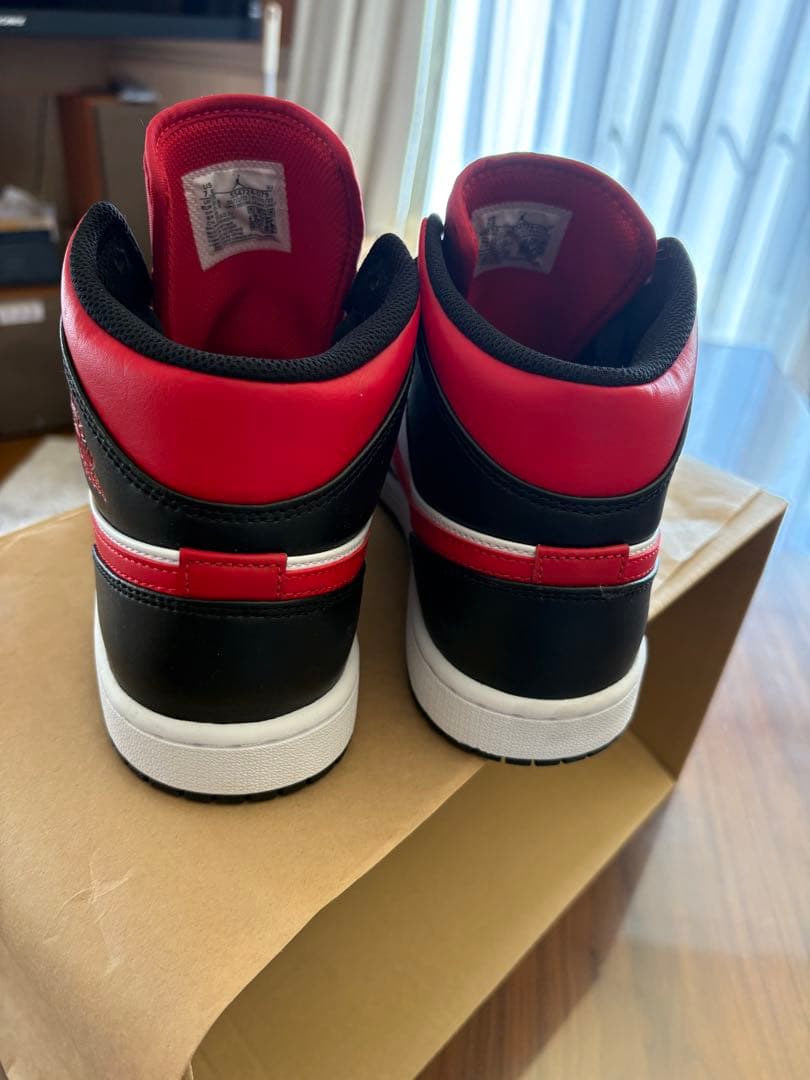 Nike Air Jordan 1 ブラック/レッド/ホワイト