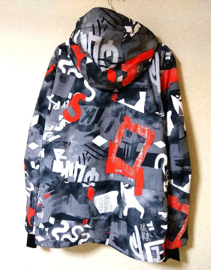 クイックシルバー　スノボー　メンズ　スノボウェア　ジャケット　スノーボード