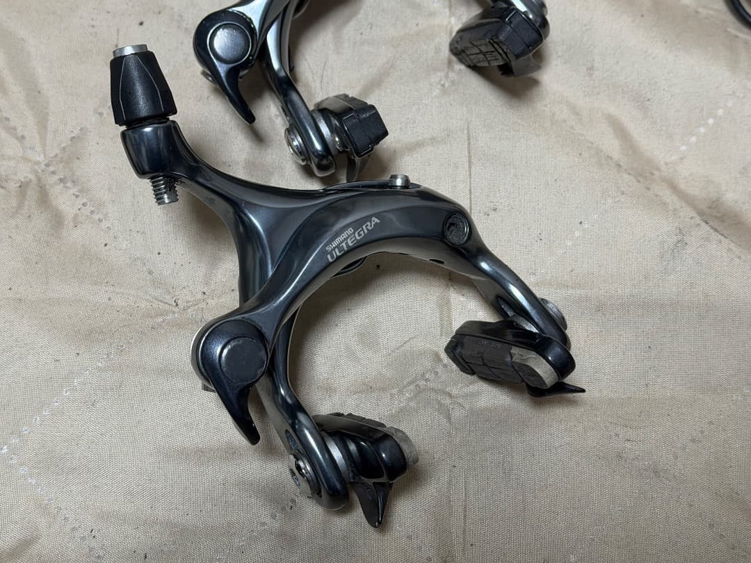 最終値下げShimano Ultegra 6770 Di2 コンポーネントセット