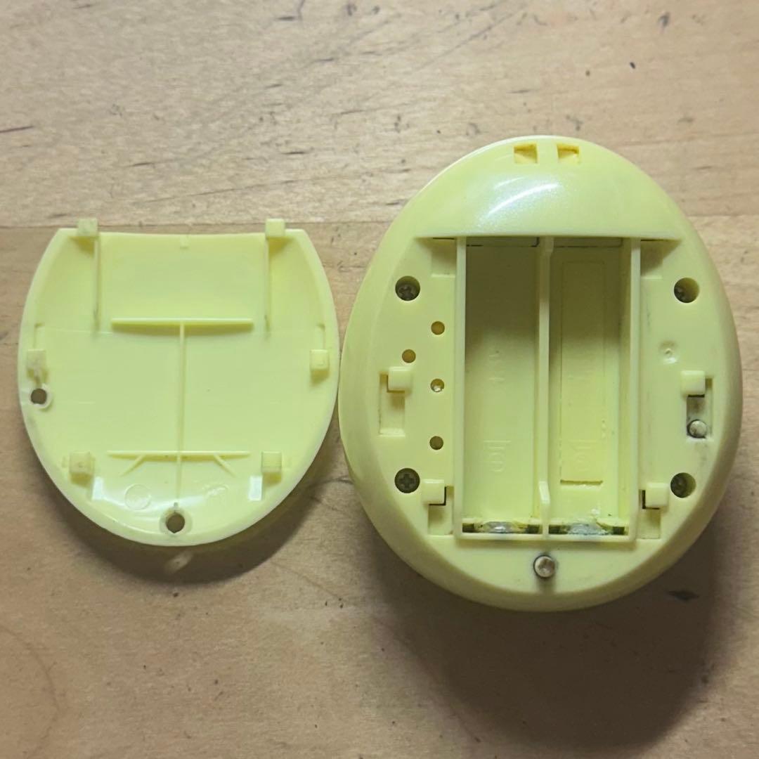 たまごっちピース Tamagotchi P's イエロー 黄色 動作確認済み