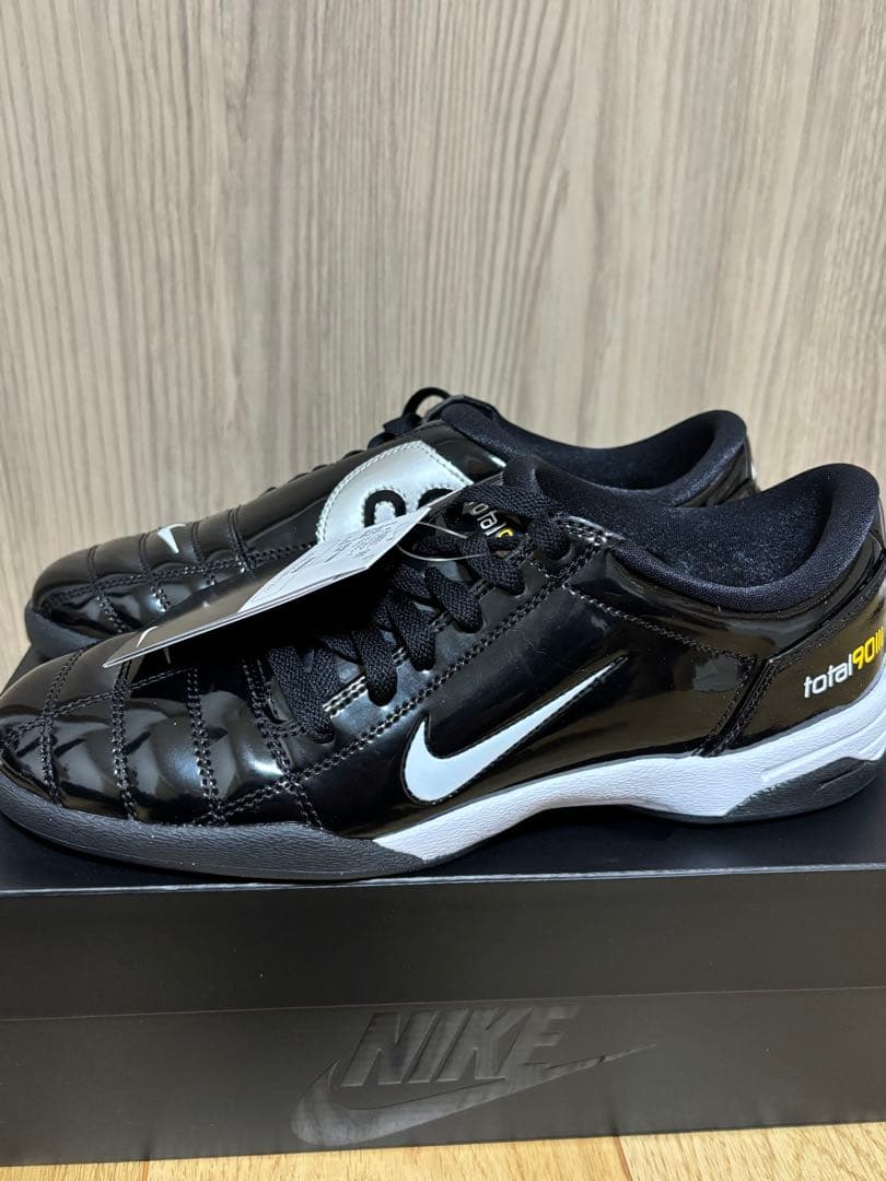 NIKE total90　26.5cm 新品未使用