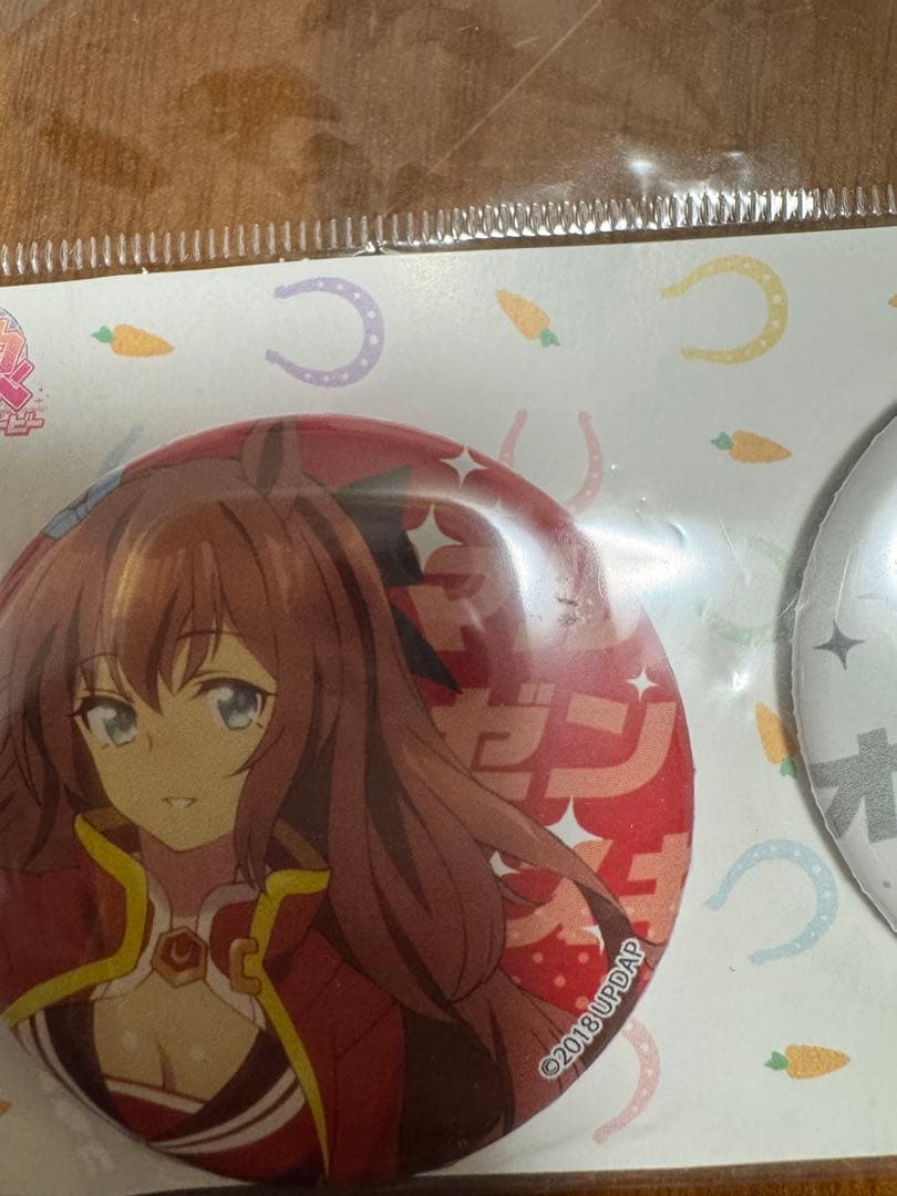 ウマ娘　缶バッジ3個セット　マルゼンスキー　オグリキャップ　ハルウララ