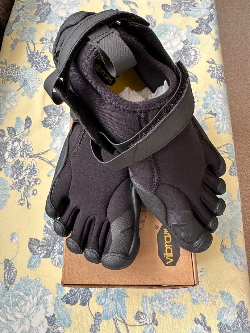その他 Vibram five fingers