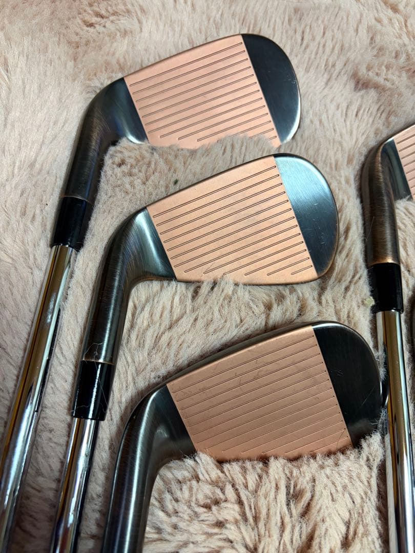キャロウェイ限定モデルAPEX Ai200 Brushed Copperアイアン