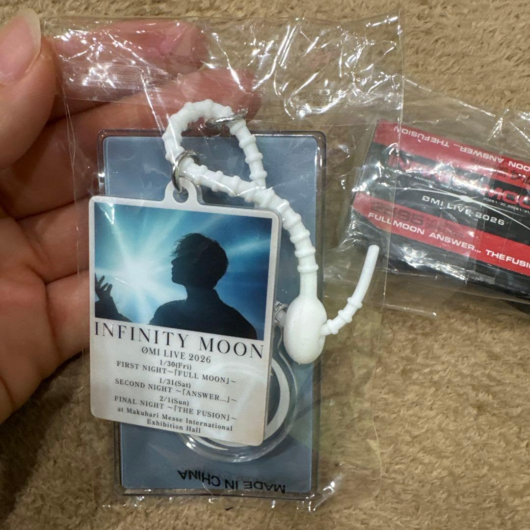omi INFINTY MOON LIVE 2026 会場ガチャ3点