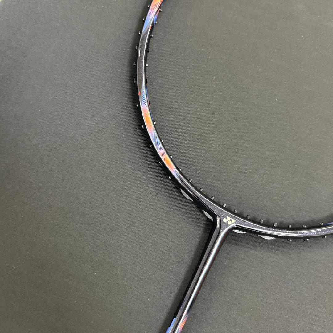 4ug5 アストロクス77プロ 新品未使用　ヨネックス　バドミントンラケット