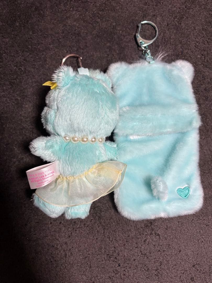 ILLIT CareBears ケアベア キーチェーン トレカホルダー　イロハ