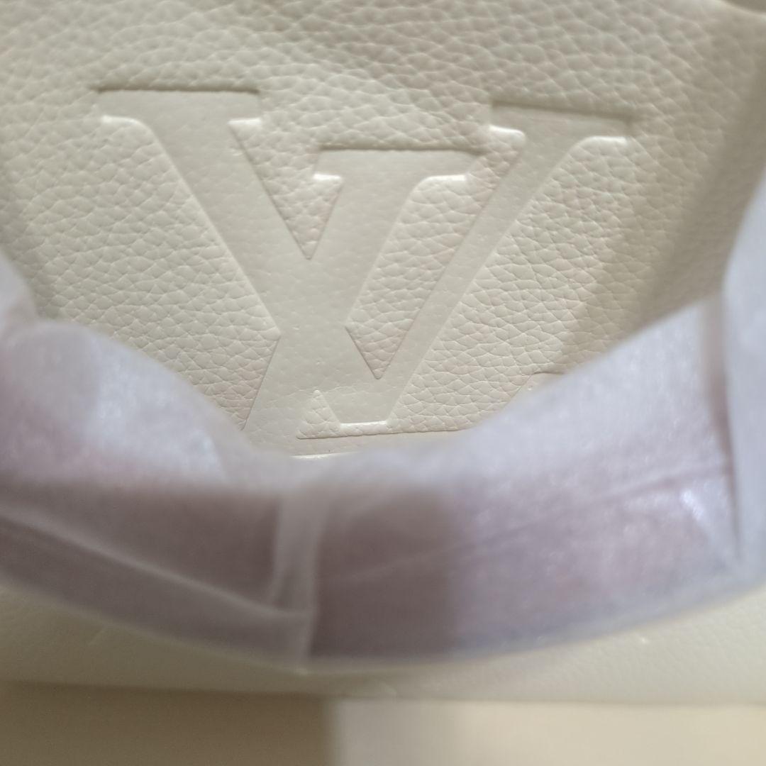 LOUIS VUITTON ショルダーバッグ ホワイト