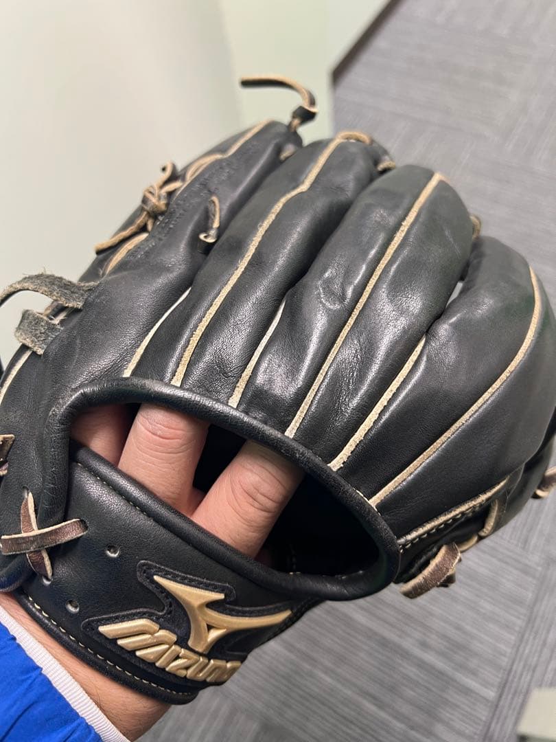 【美品】Mizuno Global Elite 軟式グローブ 右投げ用