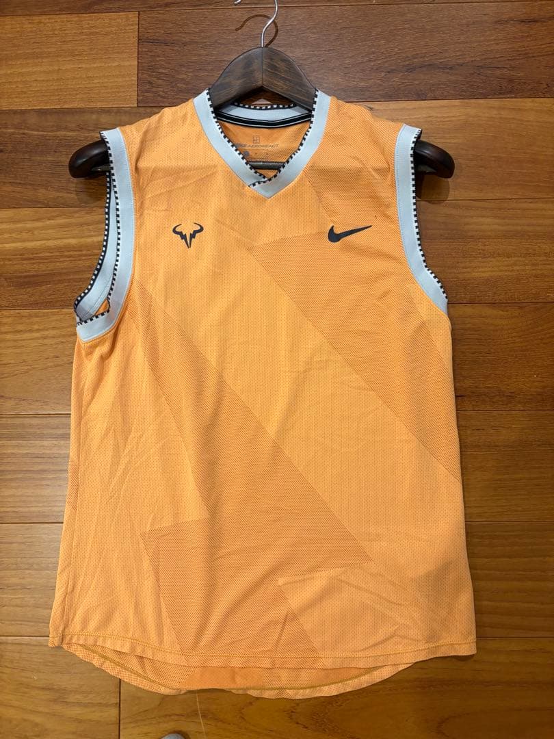 K*u様 NIKE ナイキ　ラファエルナダルモデル　ノースリーブMサイズ　レア