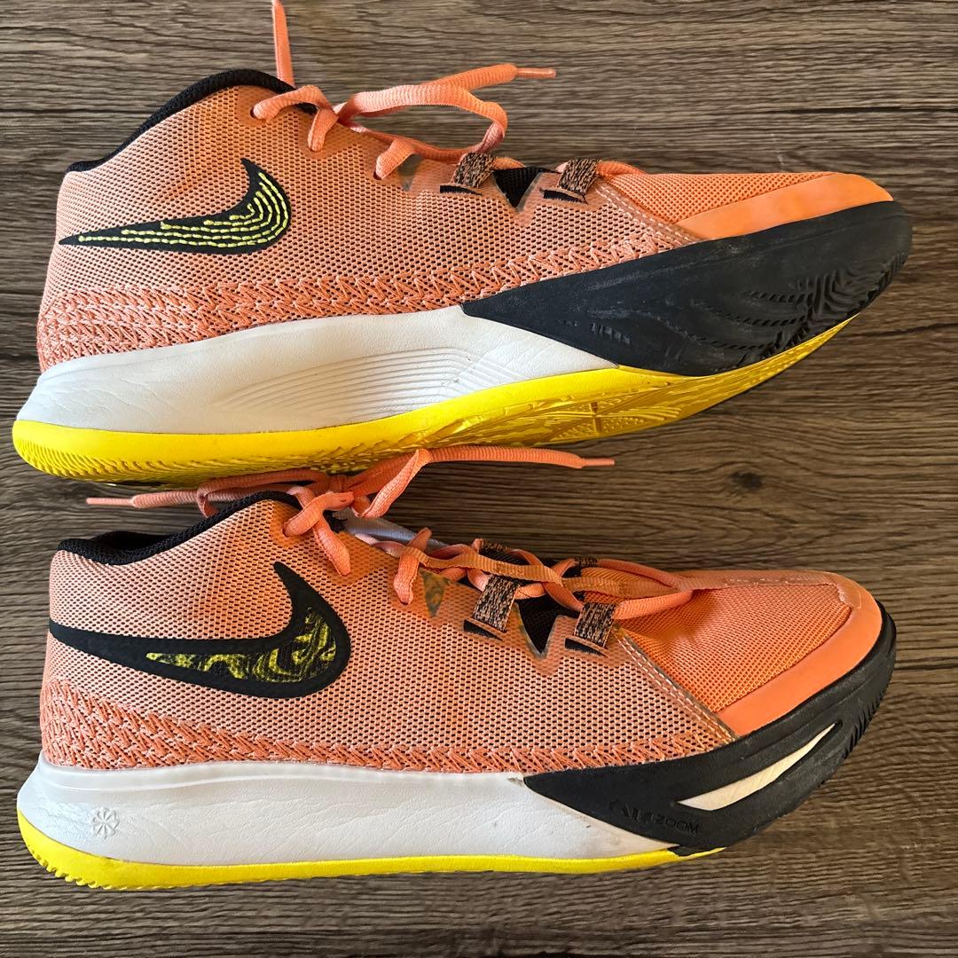 シューズ(男性用) NIKE KYRIE FLYTRAP 6 ORANGE DM1126-800