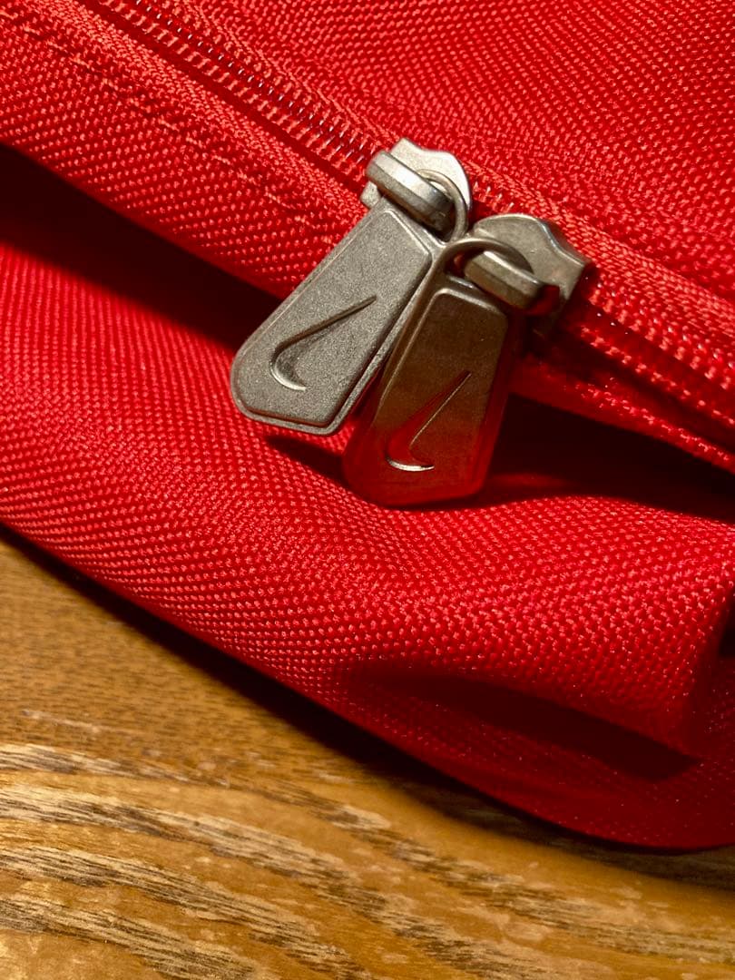 NIKE ナイキ シューズケース 赤 ロゴ　90s 　メンズ　大きめ　old
