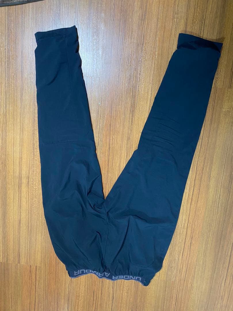 Under Armour フード付きジャケット 、パンツセットブラック