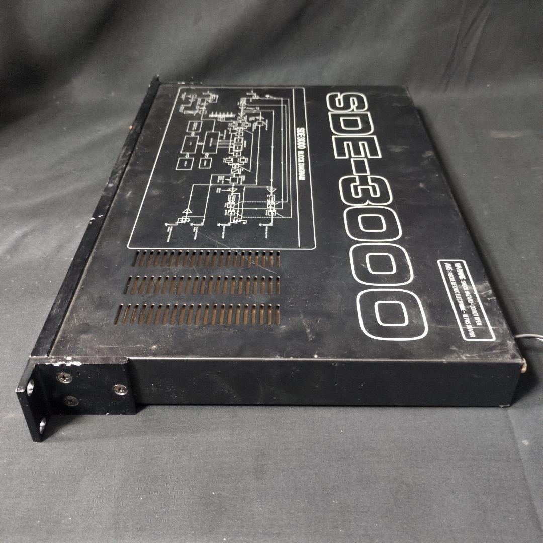 Roland SDE-3000 デジタルディレイ ジャンク 液晶表示不良