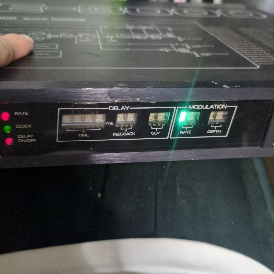 Roland SDE-3000 デジタルディレイ ジャンク 液晶表示不良