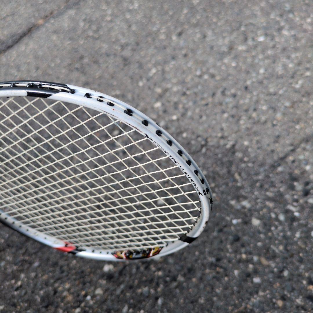 【美品】 YONEX ARCSABER 8 DXバドミントンラケット