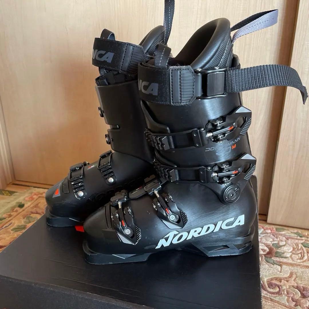 2026モデル　 ノルディカドーベルマン5 RD-93Medium